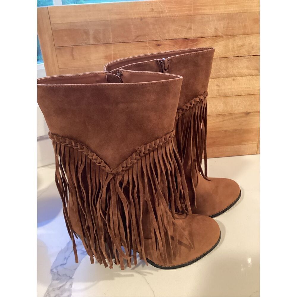 NWOT Adriana New York Wyoming Fringed Western Boot Sz 10 Brown